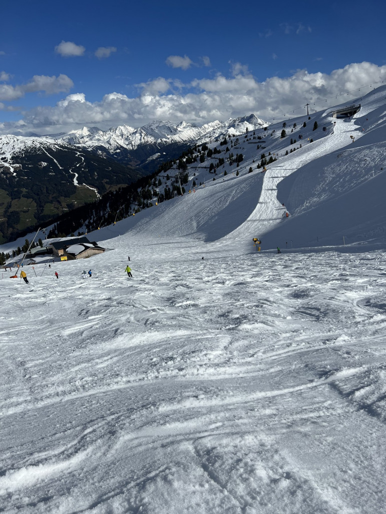 Weiter unten am Sonnenjet natürlich wieder große Sulzbuckel die schon leicht überfroren waren am Nachmittag