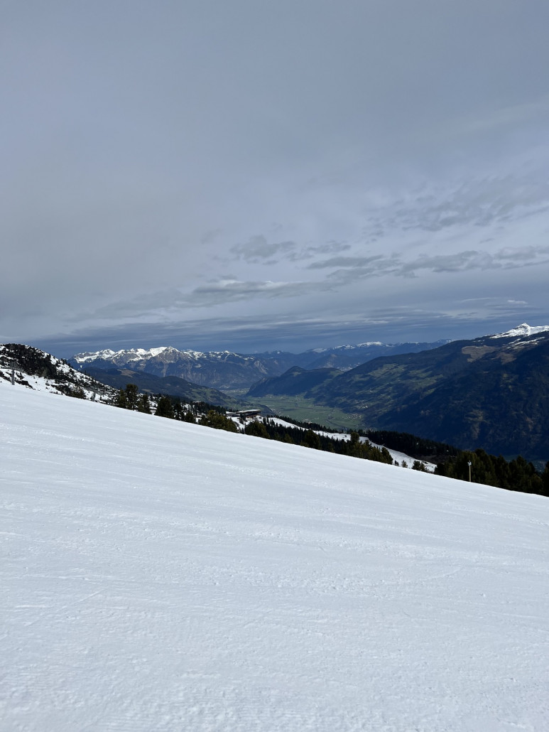 Blick ins noch grüne Zillertal