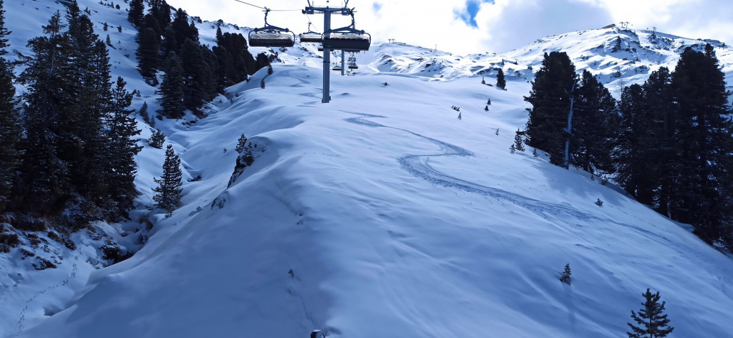 Samstag, nach etwas Neuschnee ging sich sogar noch etwas Offpiste aus.