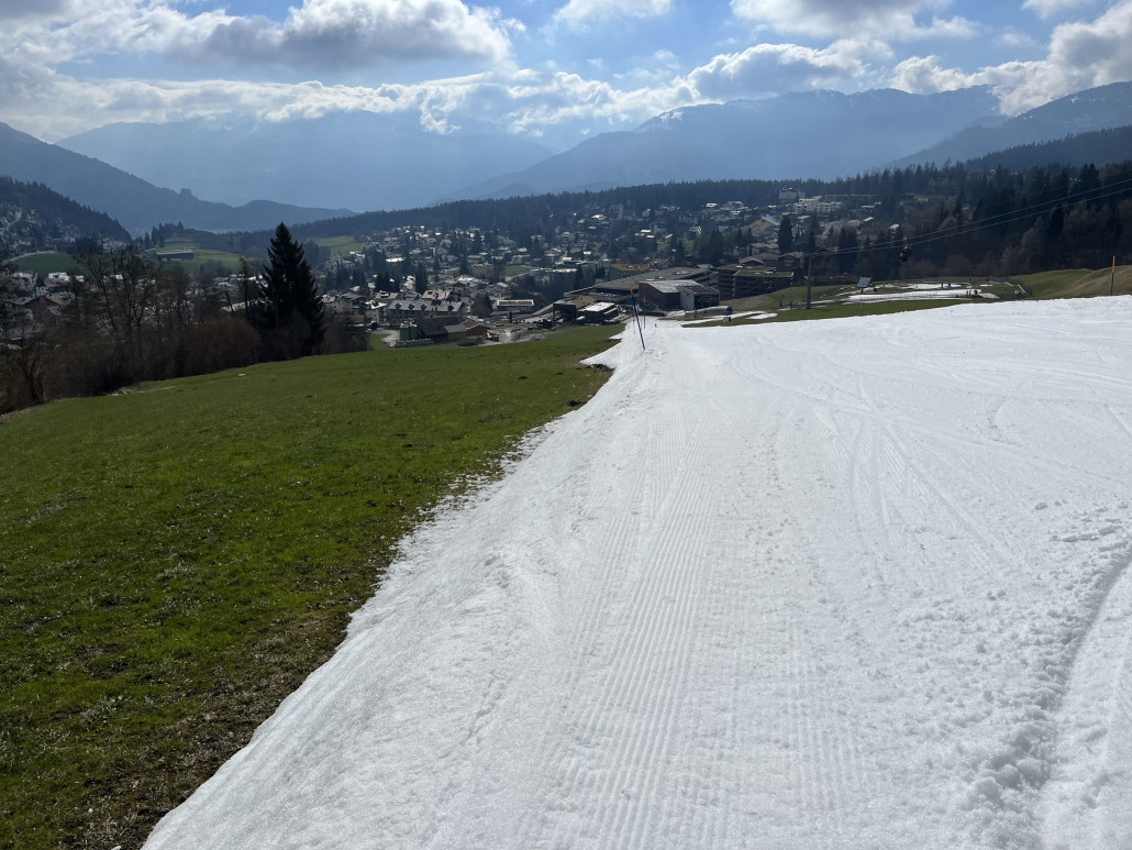 Ich war mir diesen „Winter“ nicht sicher, ob die Talabfahrt bis zu meinem letzten Tag hält. Tat sie. Und teilweise ist sie noch recht dick