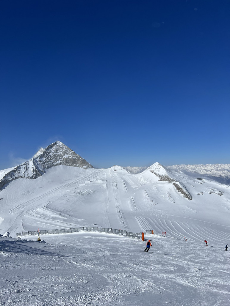 In der Früh auf der 4, die über den GB3 und die Gefr. Wand SLs noch erreichbar war