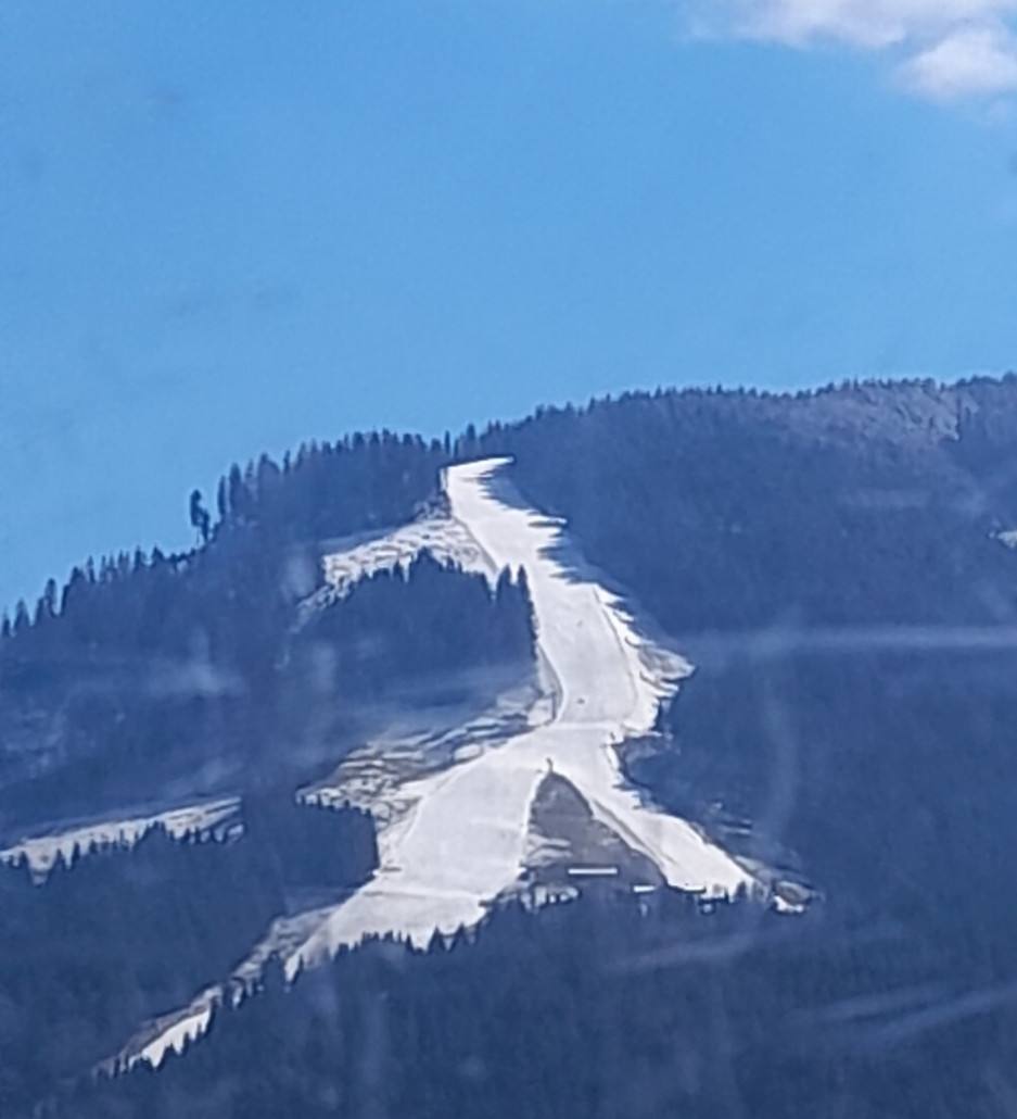 Kandler:  im Bereich der Kandleralm etwas glatter, unten dann weicher
