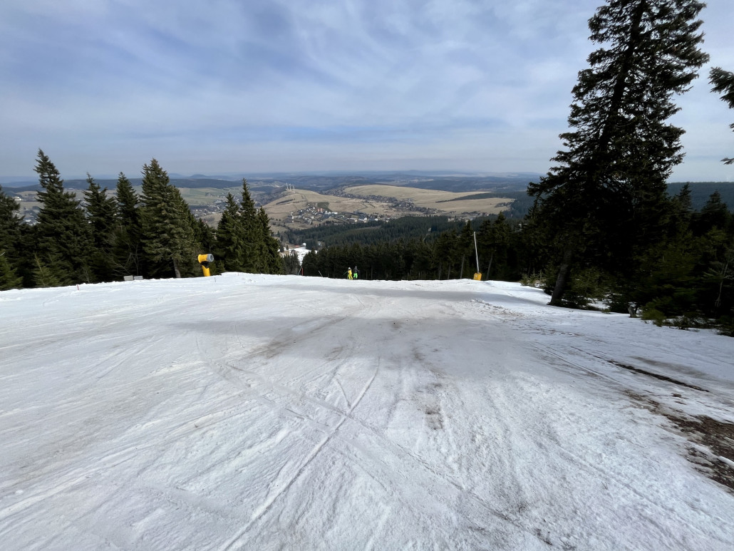 Beginn der schwarzen „Toter Mann“ mit eingeschränkter Pistenbreite