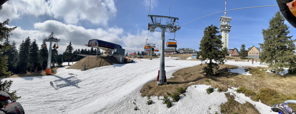 Am Gipfel kann die Sonne viel angreifen, alles fahrbar aber nicht (mehr) reichlich