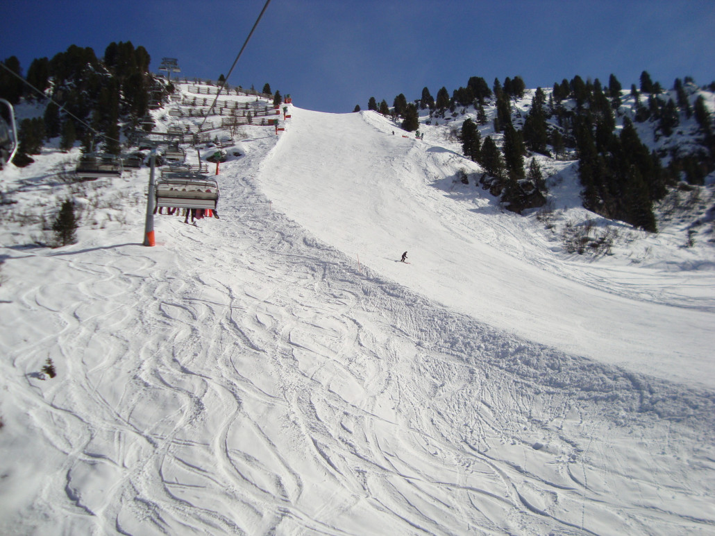 Steiler Nordhang am Nachmittag