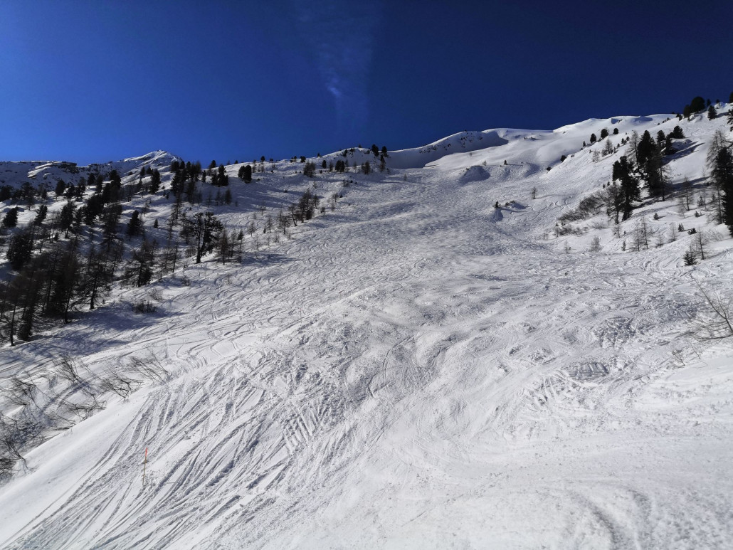 09:46 Uhr: Das Vallon d'Arbi war absolut problemlos, einzig über die letzten ca. 10 Buckel war etwas Vorsicht gefragt.