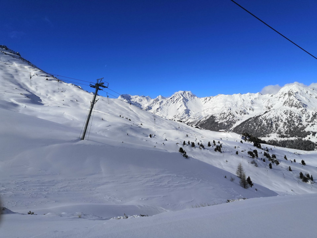 09:35 Uhr: Wieder am Greppon Blanc 1/2: Bei so wenig Andrang lassen sich hier auch gut Wiederholungsfahrten machen.