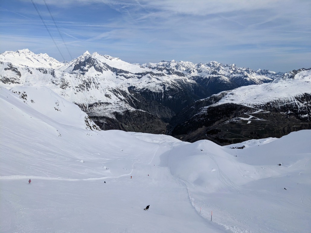 Zweiter Hang der Gletscherpiste: top Pulver