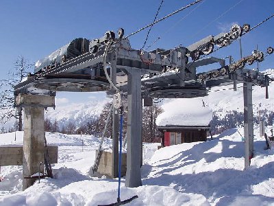 Der Rechte Lift ist auch von Baco. Baujahr 1978