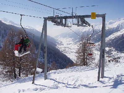 Letzte Stütze in Portalform. Steuerung ist noch von Kündig Bern. :-)