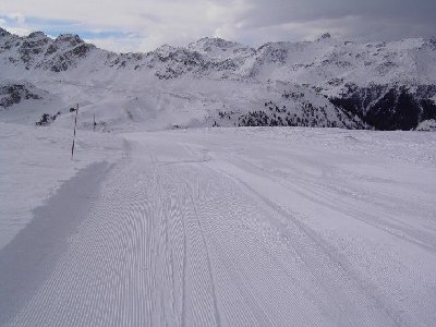 Piste Prilet. Dank ganz frischer Präparierung mit weichem Schnee, super zu fahren!