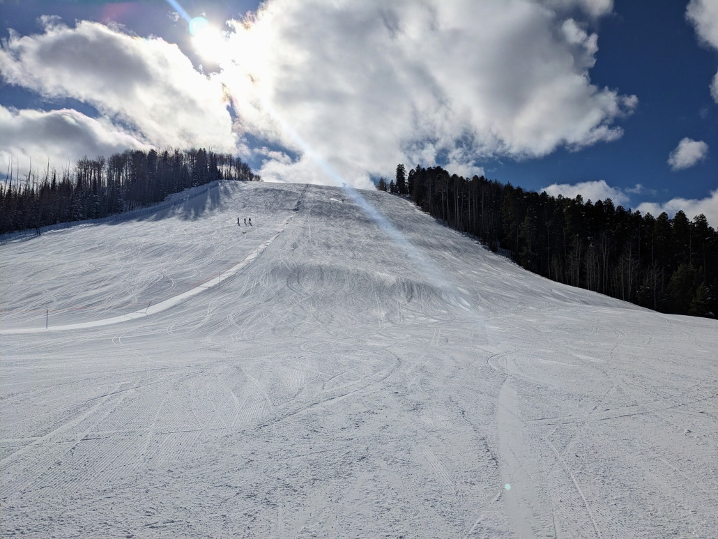 Golden Horn Carving Traum