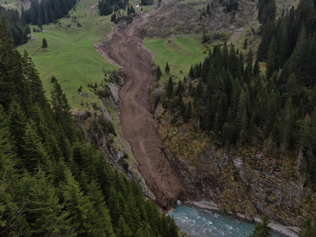 Lawine Satztobel Lechweg 7.jpg