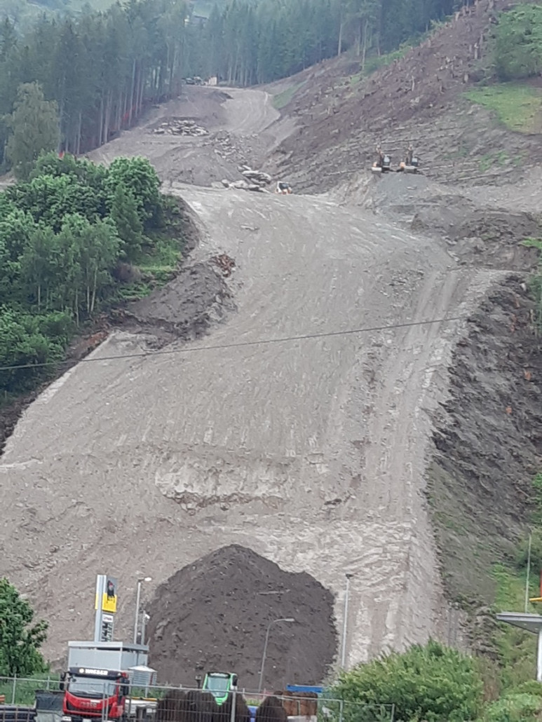 Skiweg Schlussteil.jpg