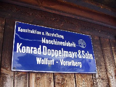 Schild am Holibriglift