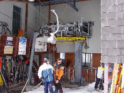 Antrieb. Gehänge sind von Städeli