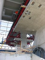 Blick von unten in die Stationseinfahrt