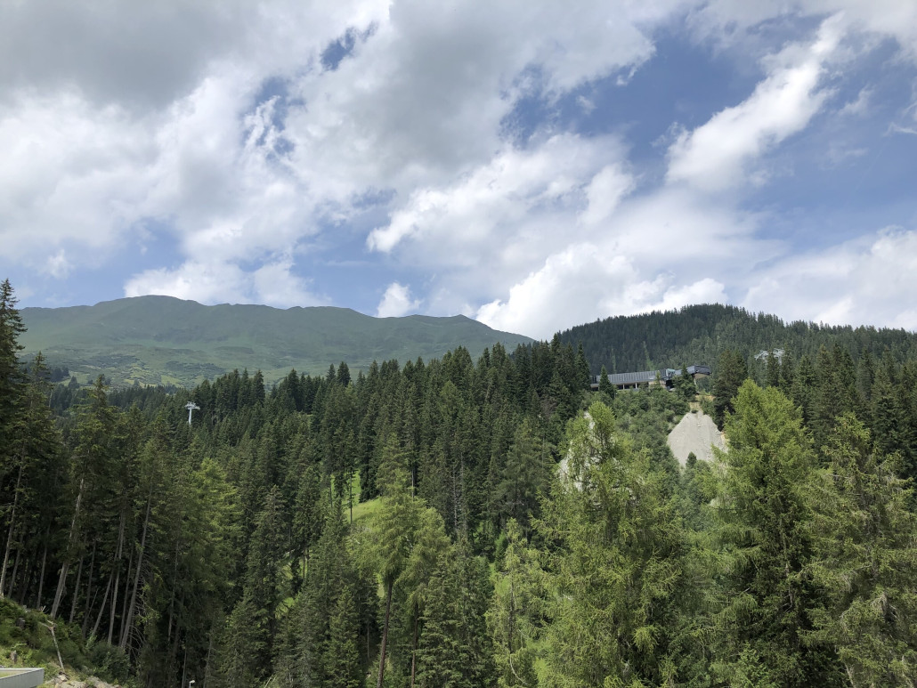 Rechts die Zwischenstation