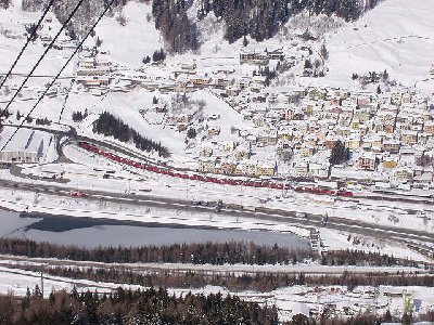 Gotthardtunnel mit Zug