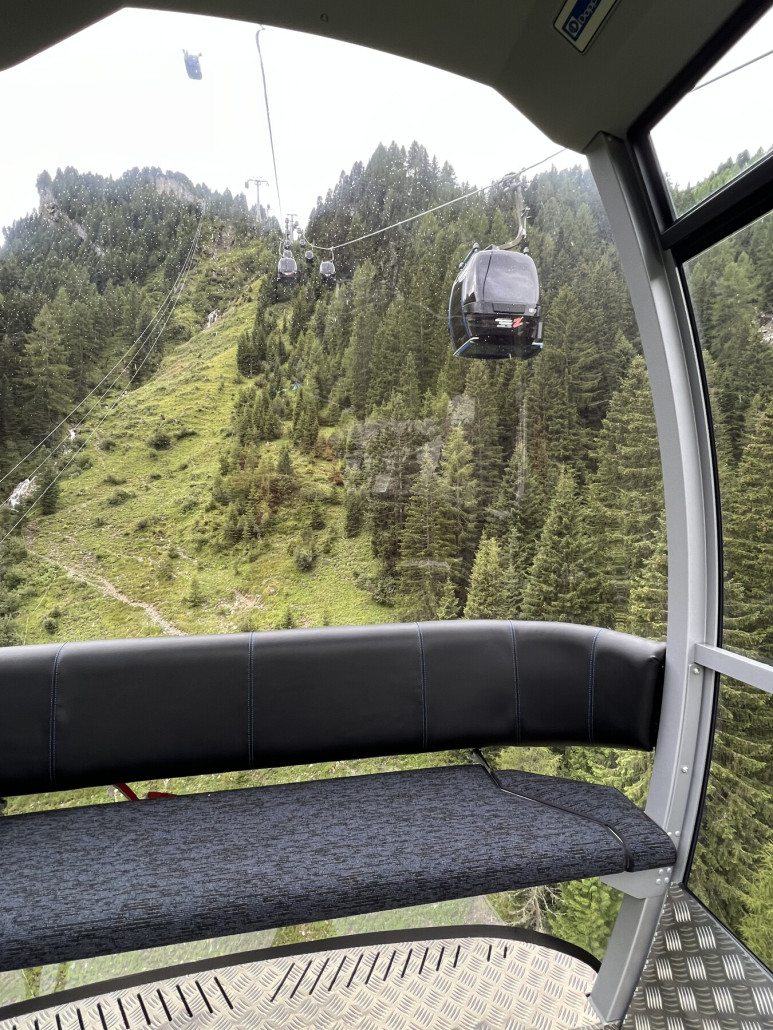 Auffahrt in einer der neuen Gondeln