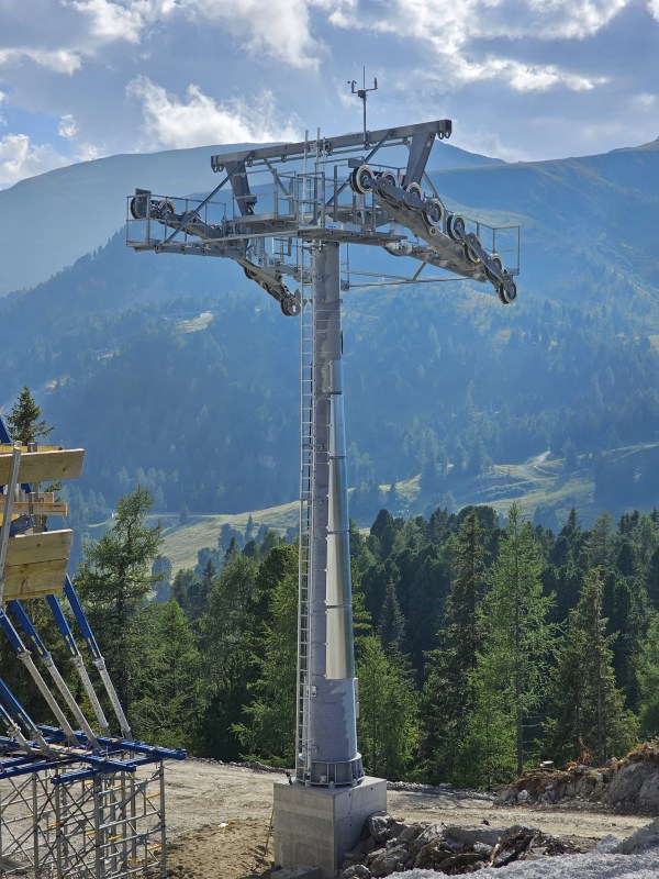 Nochmal die letzte Stütze vor der Bergstation.