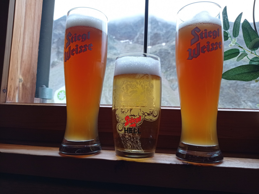 Fröhliches Getränketrio... ;)