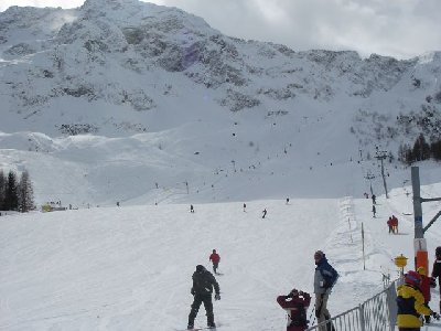 SL Pesciüm, Hintergrund SL Comascnè