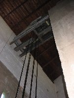 Blick nach oben in den Spannschacht