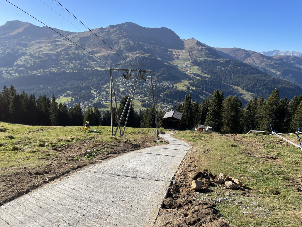 Gleicher Streckenverlauf im untersten Teil, jetzt aber betoniert.