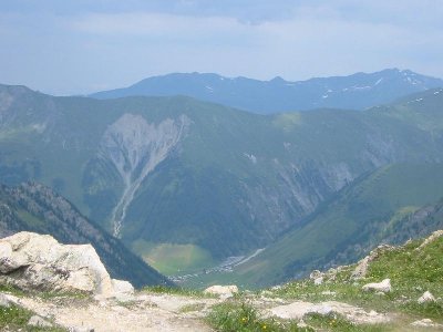 Blick ins Tal auf der anderen Seite. Leider sieht man die Hänge nicht :-(