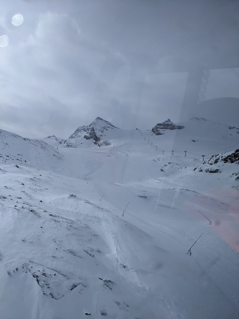 Geschlossene Furgsattel-Piste.