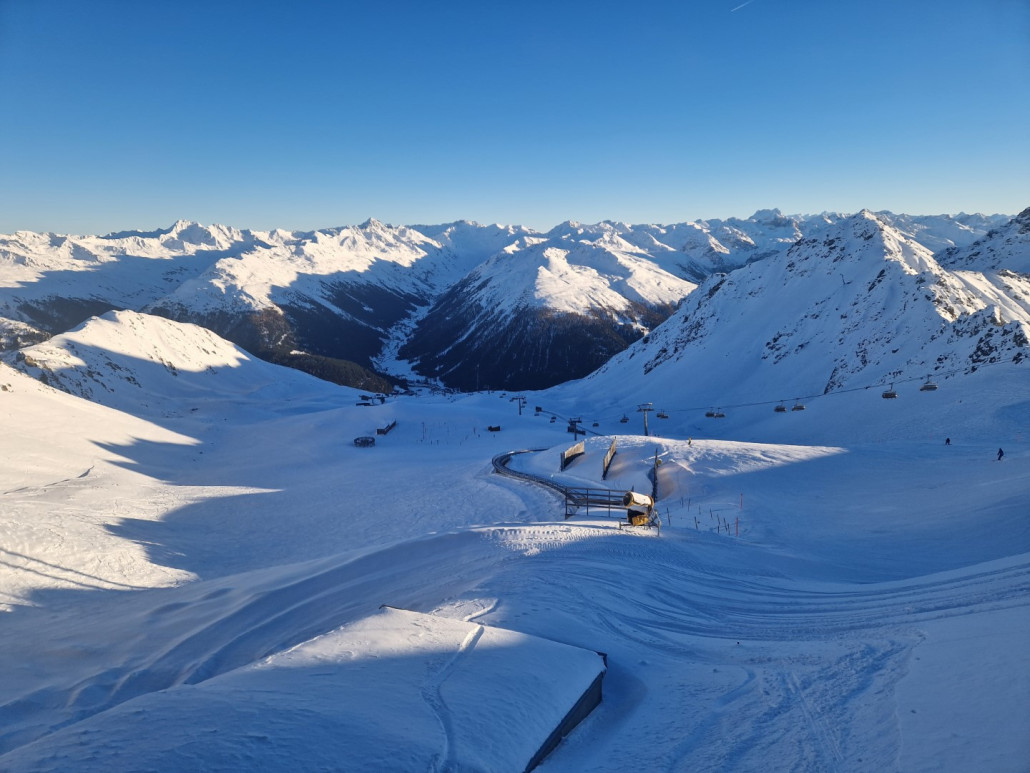 Davosschneehatte_2023_by_Markus_Hahn (40).jpg