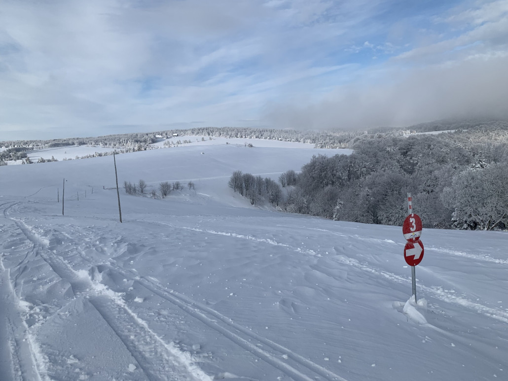 Rückblick auf die freie Fläche oben auf der Turistika; rechts einfahrt in "neue Piste"