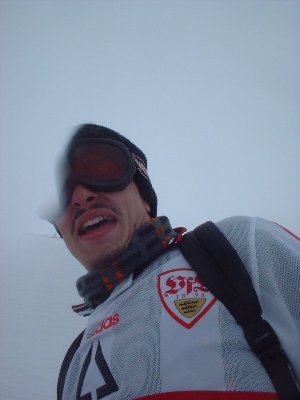 Aufgenommen zu einer Zeit als man das gerade mal vorübergehend tragen konnte (&amp;quot;Who the fuck is Man United&amp;quot;, die Älteren werden sich erinnern).