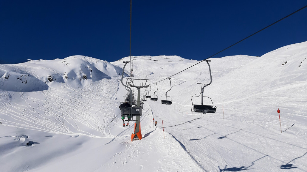 ^^ In der Sonne angekommen 2 Fahrten mit der Albonagratbahn. Einfach herrlich.