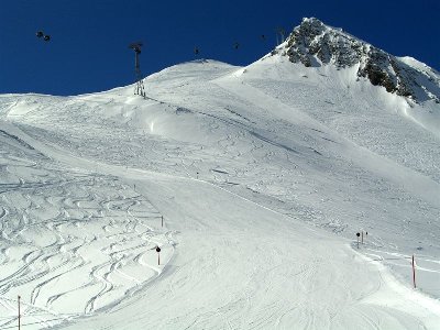 Hier die beiden Abfahren, bei Schneeverhältnissen wie im Januar