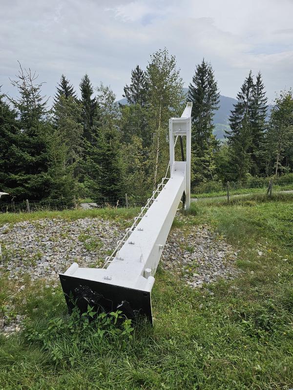 Eine Stütze "versteckt" sich hier ebenfalls.