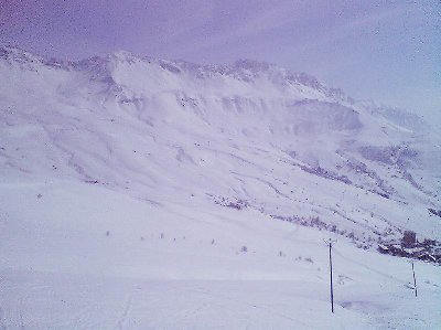 Schneeschüssel von St. Francois, aufgenommen von der Talstation des 4-CLF Lauziere.