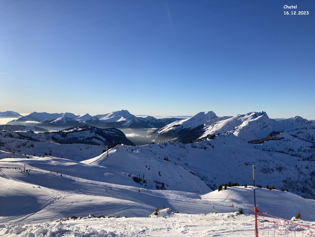 Vom Gipfel des sessellifts Cornebois