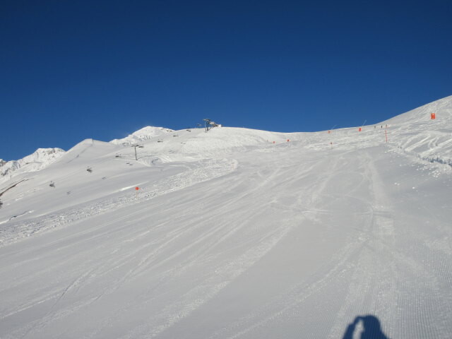 Peischlkopfabfahrt, links im Hintergrund der 6-CLD-B Lawens