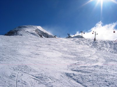 Abfahrt &amp;quot;Diable&amp;quot; oberer Abschnitt. Rechts SL Petit Diable