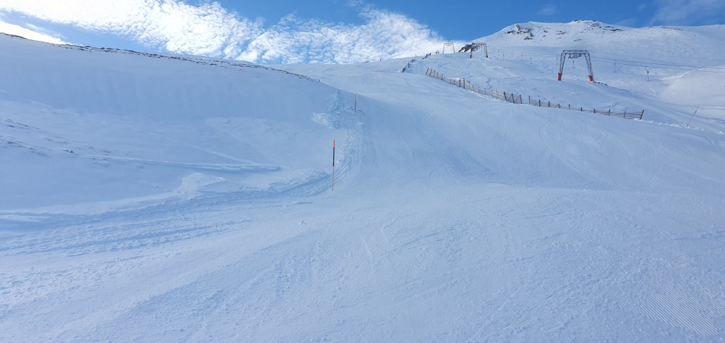 Blick mittlere Piste Richtung Bergstation