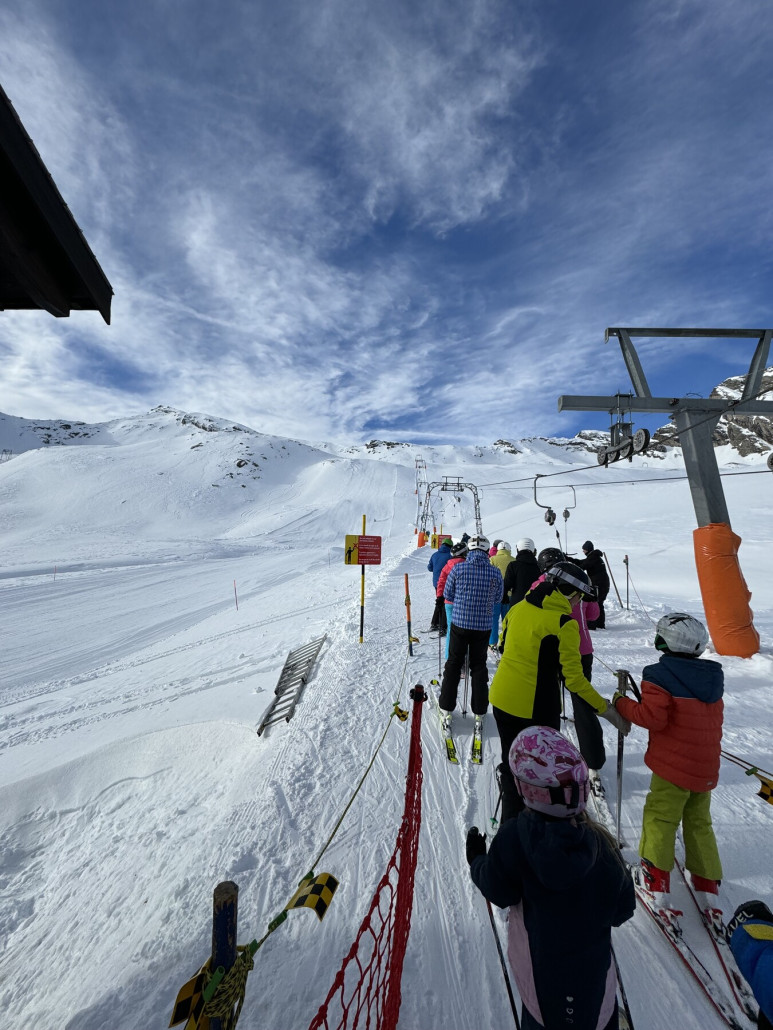 Rüber zum Lares Schlepplift. Hier war es sehr voll.