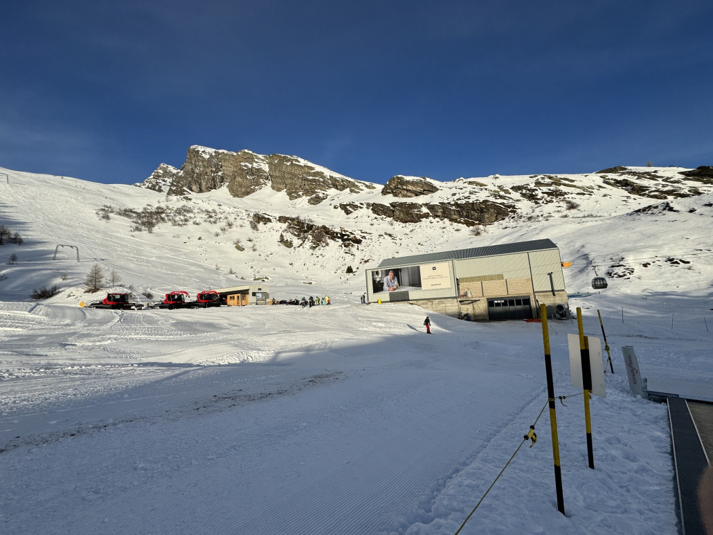 Aufrgund der gesperrten Talabfahrt mussten leider alle wieder mit der Gondel runter