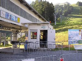 Talstation mit Eingangsbereich