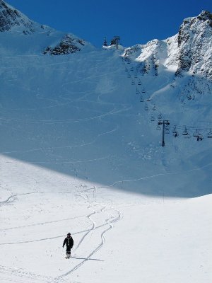 Meine Wenigkeit in der Combe du Thuit. Die Spur passt!