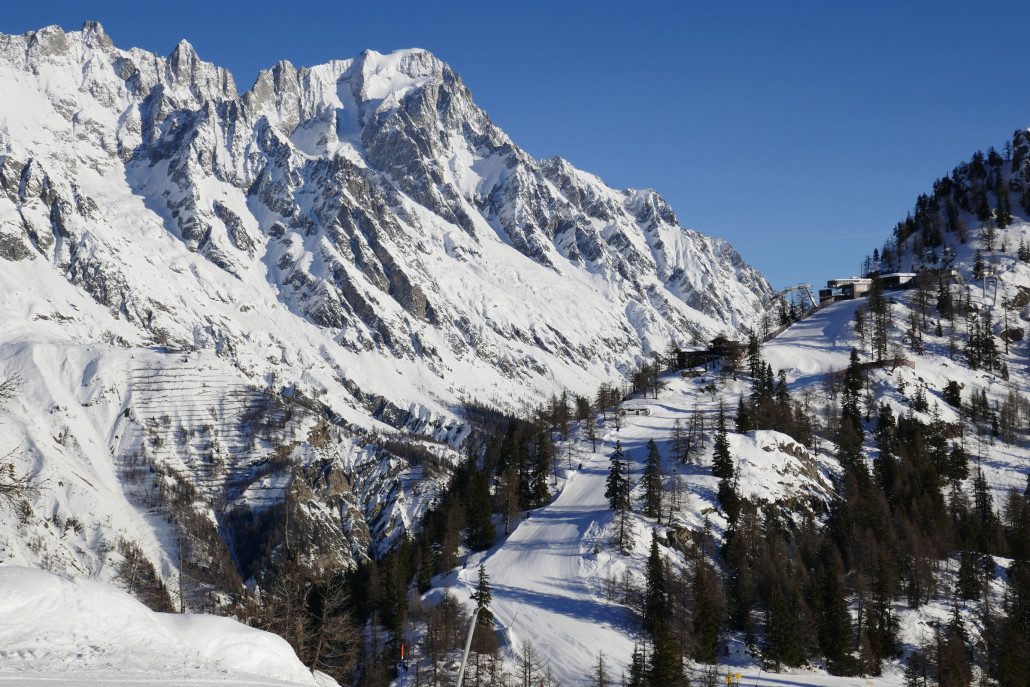 Die Pisten unterhalb des Pre de Pascal sind ideal für den Start in den Skitag.