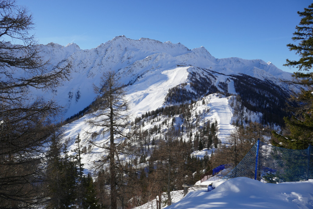 Oben am Pre de Pascal mit Blick zum Col de Checrouit.
