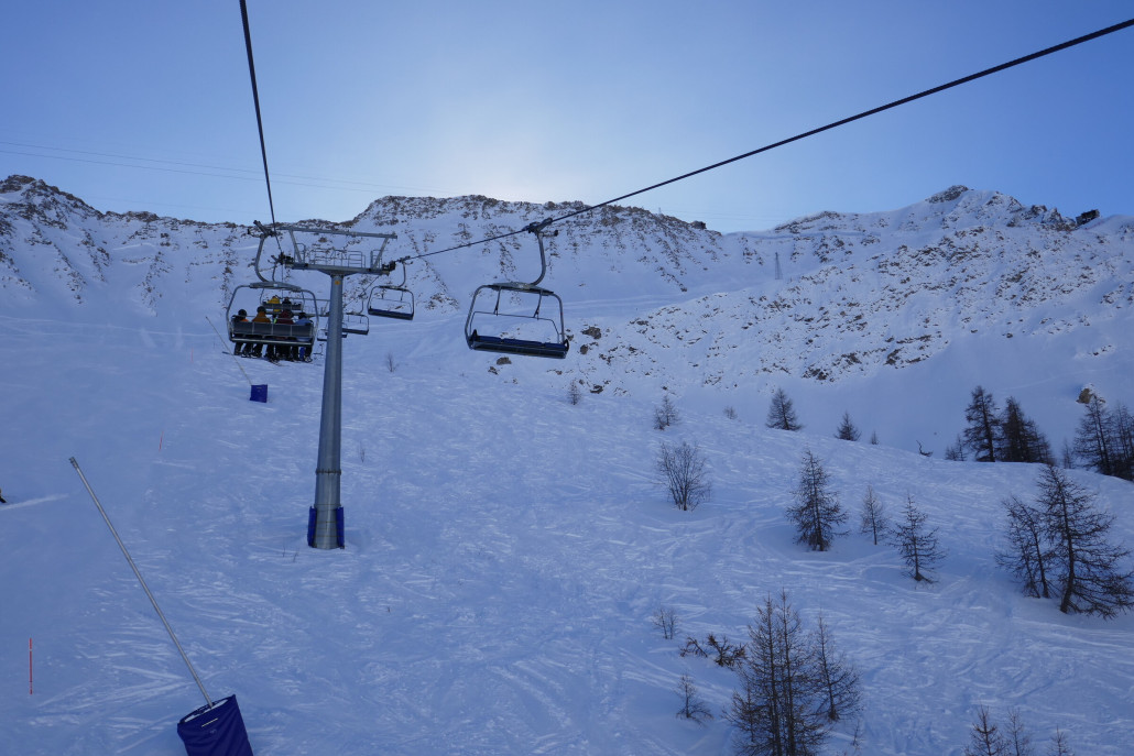 4KSB Gabba mit dem Sektor Youla / Arp rechts darüber.