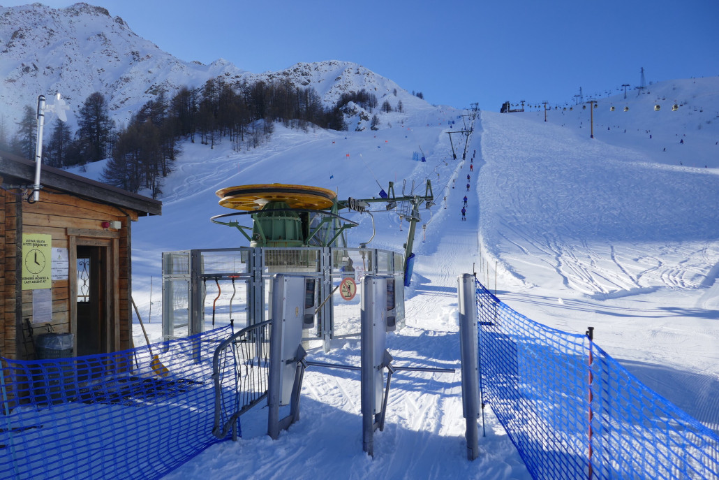 SL Greye und parallele EUB Checrouit sowie 4KSB Aretu.